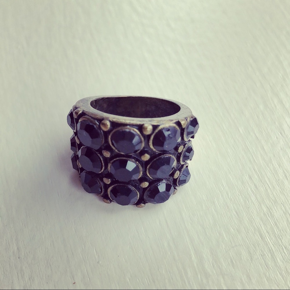 Black & gold ring